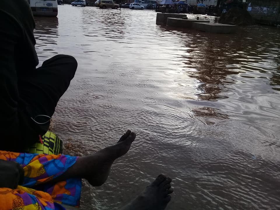 INONDATION DANS LA BANLIEUE DAKAROISE : Les riverains de Pikine blâment l’arène nationale