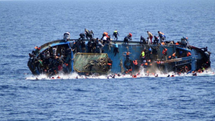 «Barça ou Barsakh» : Une autre pirogue se renverse en mer, seuls 39 migrants repêchés !