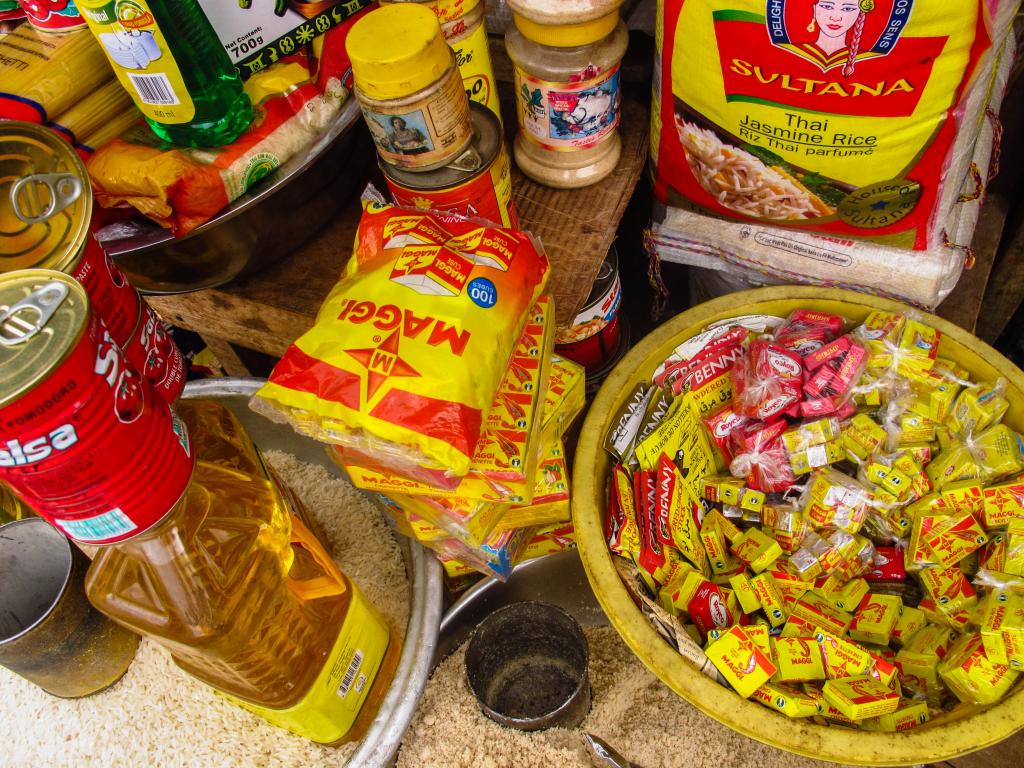 Macky Sall va lourdement taxer les bouillons alimentaires