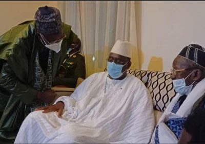 Urgent-Mermoz: La visite-surprise du Président Macky à Cheikh Mahi Ibrahima Niass…