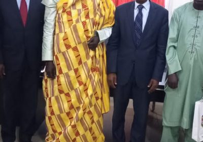 Coopération décentralisée : Baba Ndiaye, Pdt du CD de Kaolack,honoré par la Région des Grands-Ponts (Côte d’Ivoire)…
