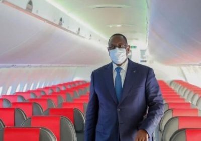 Retards, bagages perdus… : Macky Sall fouette l’ardeur du DG d’Air Sénégal