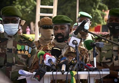La Cedeao adopte des sanctions « très dures » contre le Mali