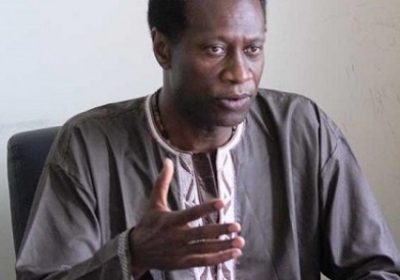 Présomption de 3e mandat: « C’est normal que le Chef de l’Etat garde l’ambiguïté » (Aziz Salmone Fall)