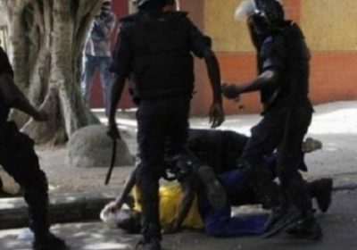 Stade Abdoulaye-Wade : un agent du GIGN corrige un policier et envoie son chef à l’hôpital