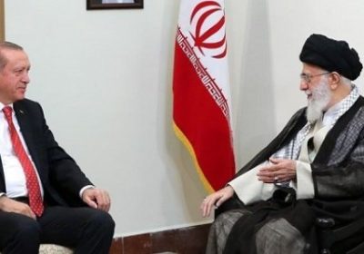 Khamenei à Erdogan: une offensive turque en Syrie serait « préjudiciable » pour la région