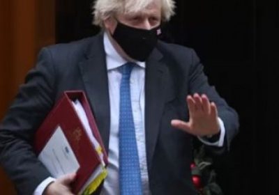 Boris Johnson aux abonnés absents en pleine crise: “Ce sera au futur Premier ministre” de s’en charger
