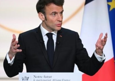 Macron prône « l’humilité » en Afrique et refuse la « compétition « stratégique