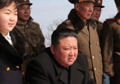 Corée du Nord : Kim Jong-un a dirigé une simulation de « contre-attaque nucléaire »