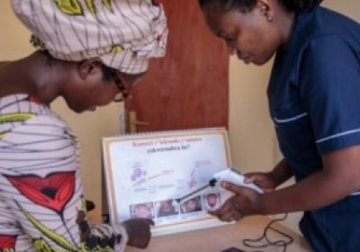 Au Rwanda, un nouveau traitement adapté contre le cancer du col de l’utérus