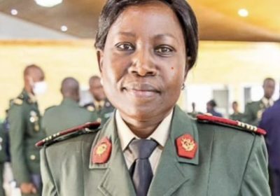Fatou Fall : cinq choses à savoir sur la première femme général de l’Armée