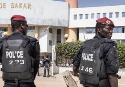 Des centaines de ‘’manifestants’’ déférés : Atmosphère de ‘’Pakétass’’ à la cave du tribunal de Dakar
