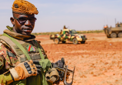 Le Mali négocie avec les terroristes : Quid de la relation « fusionnelle » entre Assimi et Traoré
