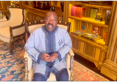 Coup d’Etat au Gabon : depuis sa résidence surveillée, Ali Bongo réagit (VIDEO)