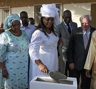 «Servir le Sénégal» : la fondation de Marième Faye dissoute
