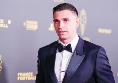 Ballon d’Or : hué sur scène, Emiliano Martinez répond aux sifflets français
