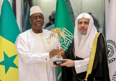Macky Sall reçoit le Prix de la Ligue islamique mondiale