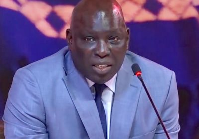 Madiambal Diagne : « Macky Sall invite le Conseil constitutionnel à installer un président intérimaire »