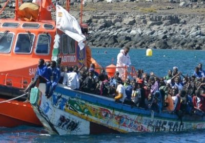 Une embarcation de migrants sénégalais chavire au Maroc: les rescapés appellent à l’aide